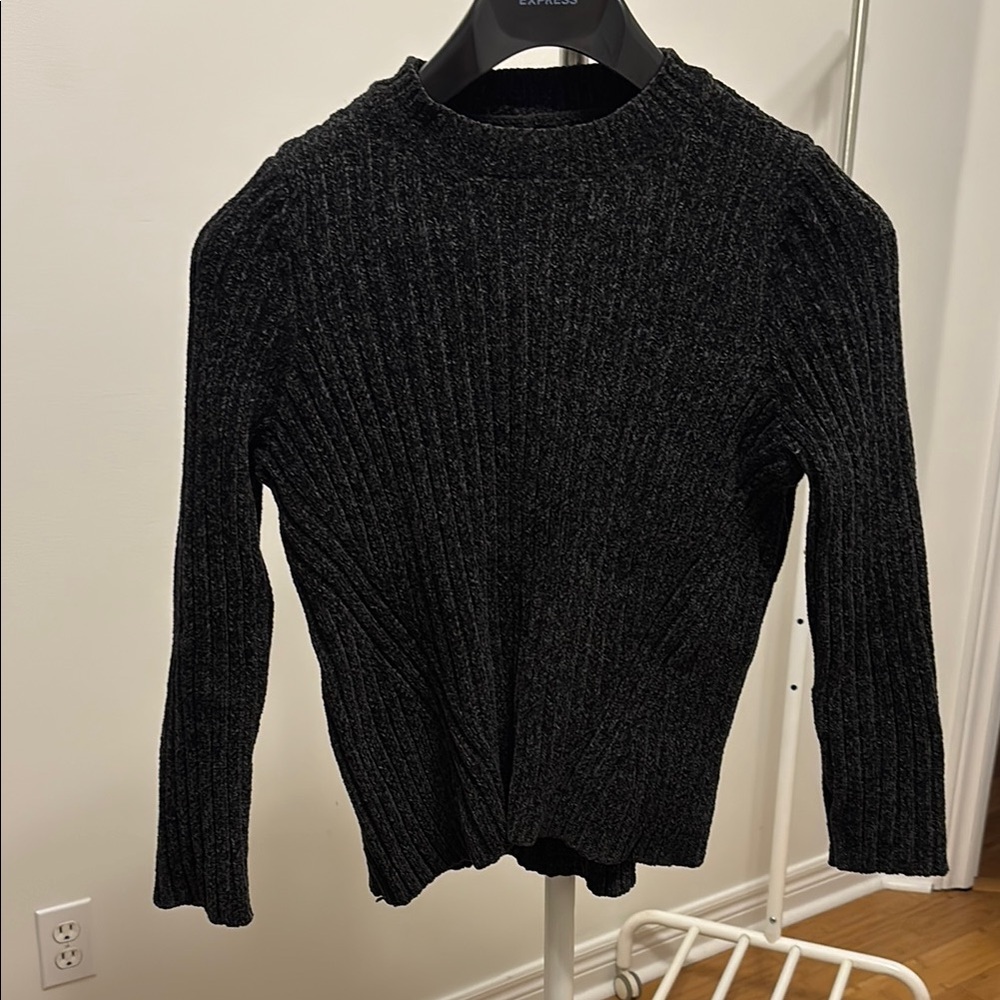JACHS Girlfriend Black Ribbed Crewneck Sweater